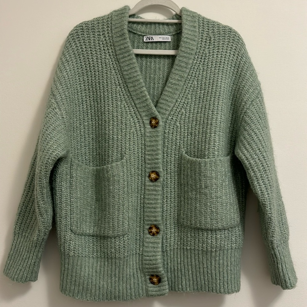 Zara Oversized Knitted Cardigan/Sweater Size S